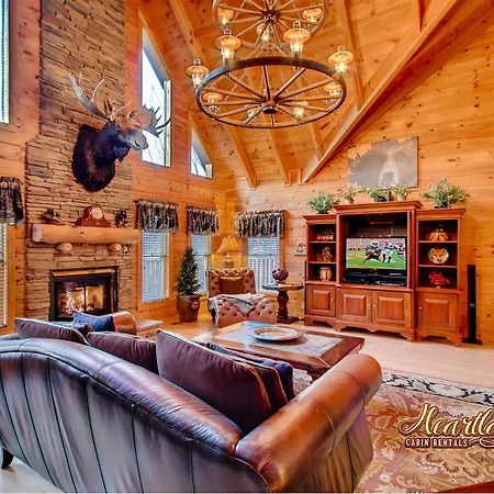 Bear Hug Villa Gatlinburg Dış mekan fotoğraf